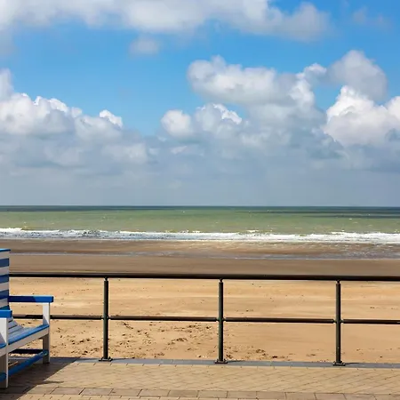 Apartment Cosy Near The Beach, Cleaning Included